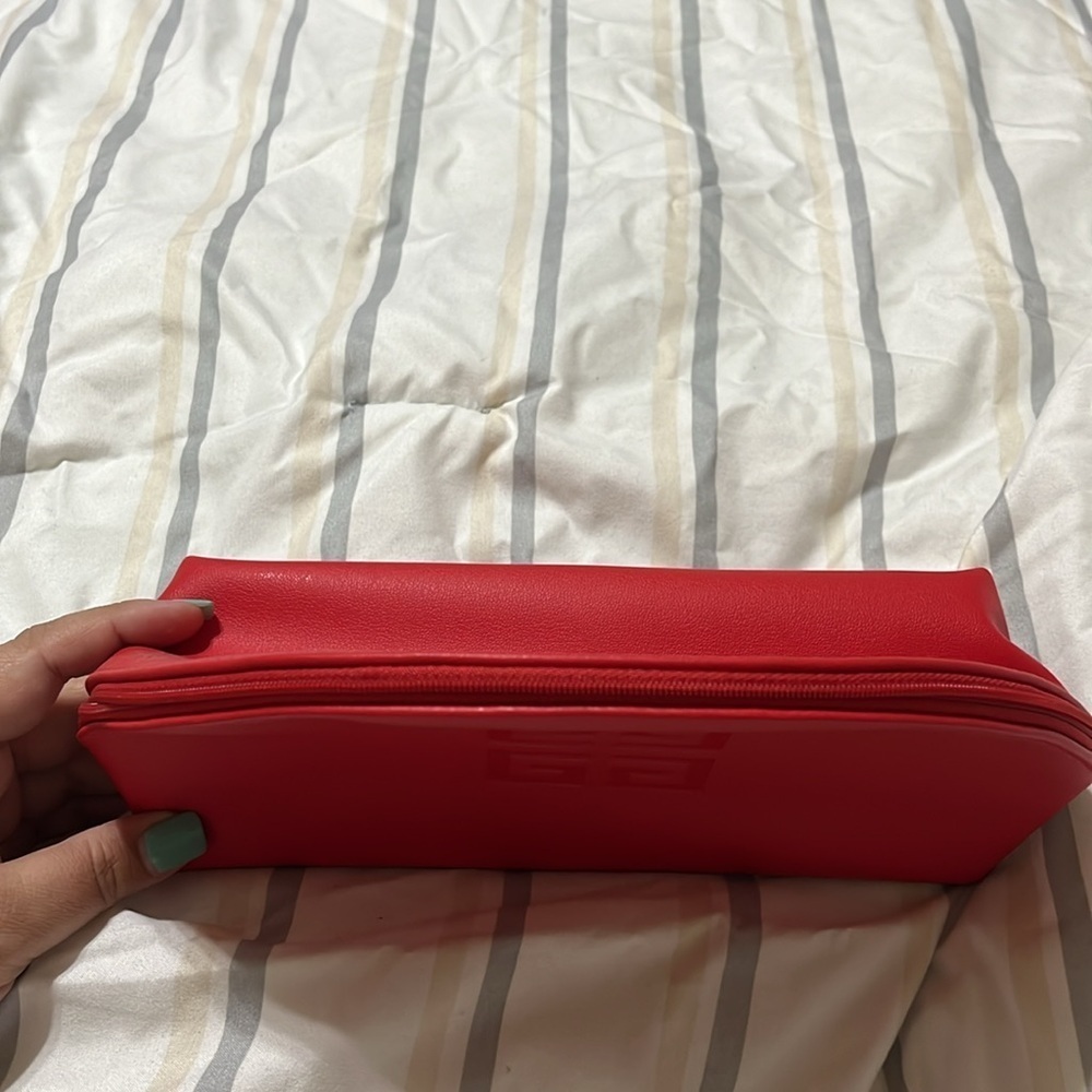 Givenchy Parfums Pouch Cosmetic Bag Clutch Red Shell Shape Big Size - Picture 5 of 9